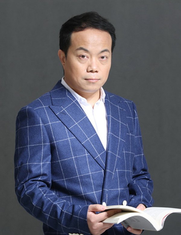 武志红 Wuzhi Hong分身照片